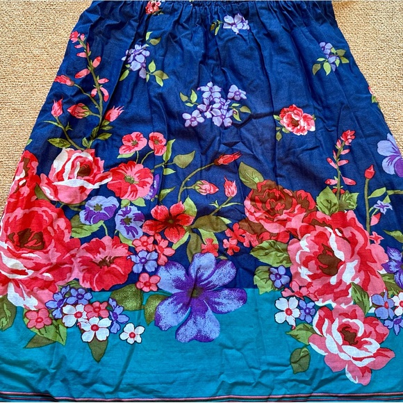 Forever 21 Floral Mini Dress size Medium - Picture 4 of 10